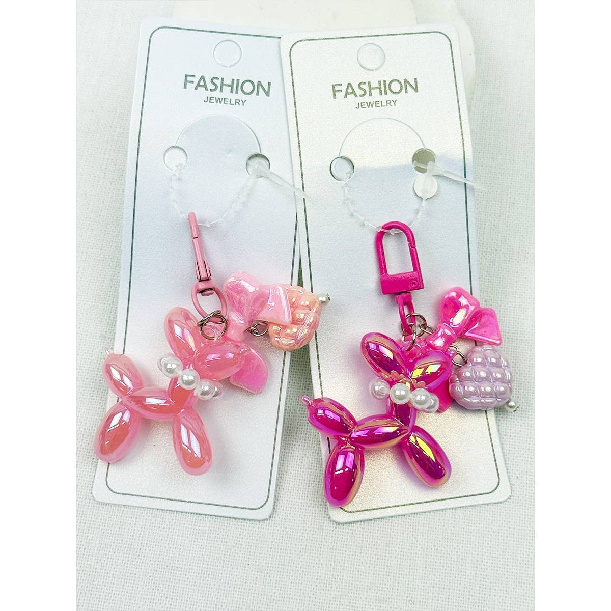 Glowy Puppy Theme Key Charm: MIX COLOR / ONE(12)